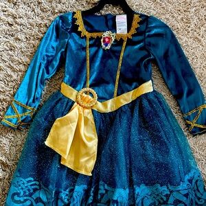 Disney Princess Merida dress size3T-4T. NEW